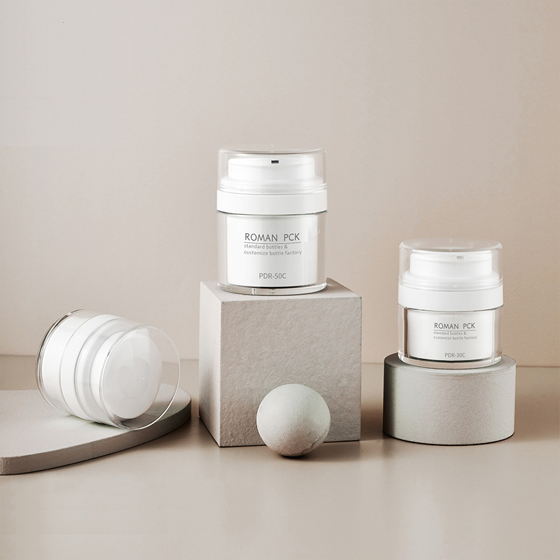 Bouteille sans air 30 ml 50 ml 50 ml 100 ml Bouteille sans air en acrylique pour soins de la peau Bouteille à pompe sans air pour crème solaire cosmétique, lotion de fond de teint Bouteille sans air 30 ml 50 ml 50 ml 100 ml Bouteille sans air en acrylique pour soins de la peau Bouteille à pompe sans air pour crème solaire cosmétique, lotion de fond de teint