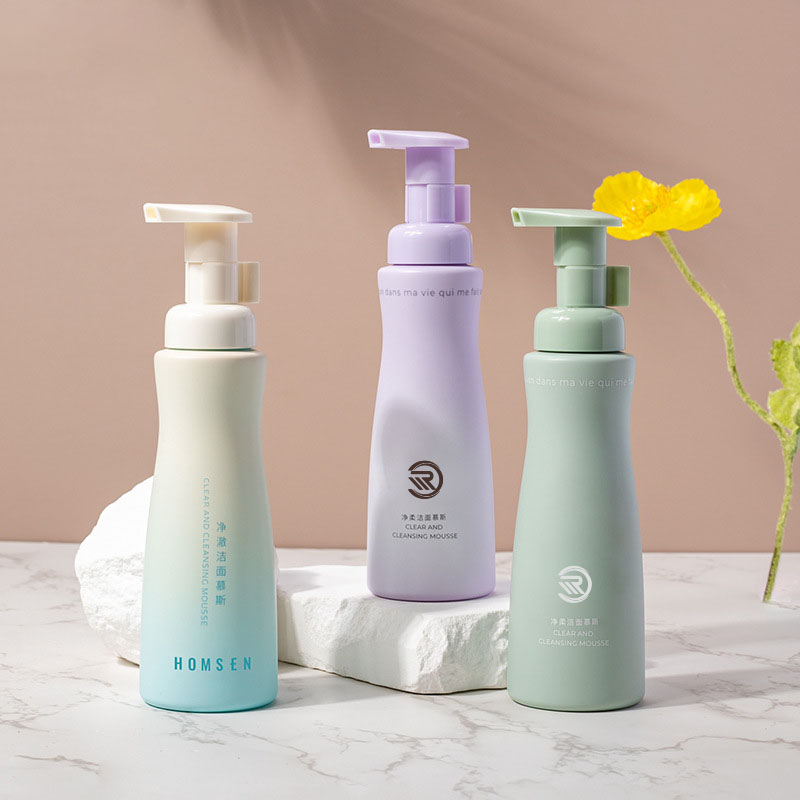 Bouteille de mousse PET à 30 cols de 150ml, shampoing pour bébé, lavage du corps, design moulant, bouteille de soins pour le corps, emballage nettoyant Bouteille de mousse PET à 30 cols de 150ml, shampoing pour bébé, lavage du corps, design moulant, bouteille de soins pour le corps, emballage nettoyant
