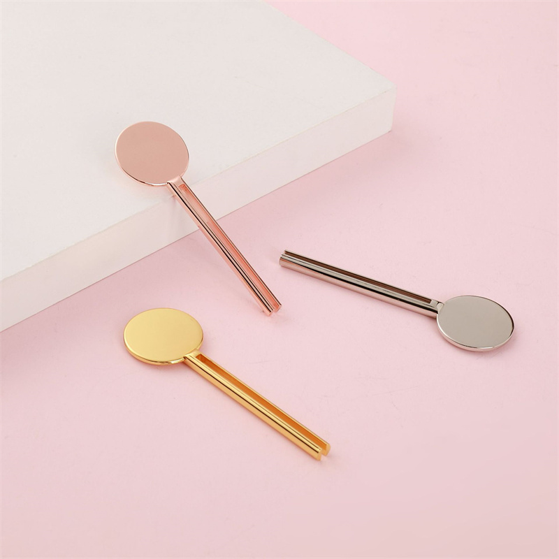 Presse-Tube en forme de clé tournante, essoreuse cosmétique, rouleau de dentifrice, clé avec support, distributeur, presse-Tube en métal Presse-Tube en forme de clé tournante, essoreuse cosmétique, rouleau de dentifrice, clé avec support, distributeur, presse-Tube en métal