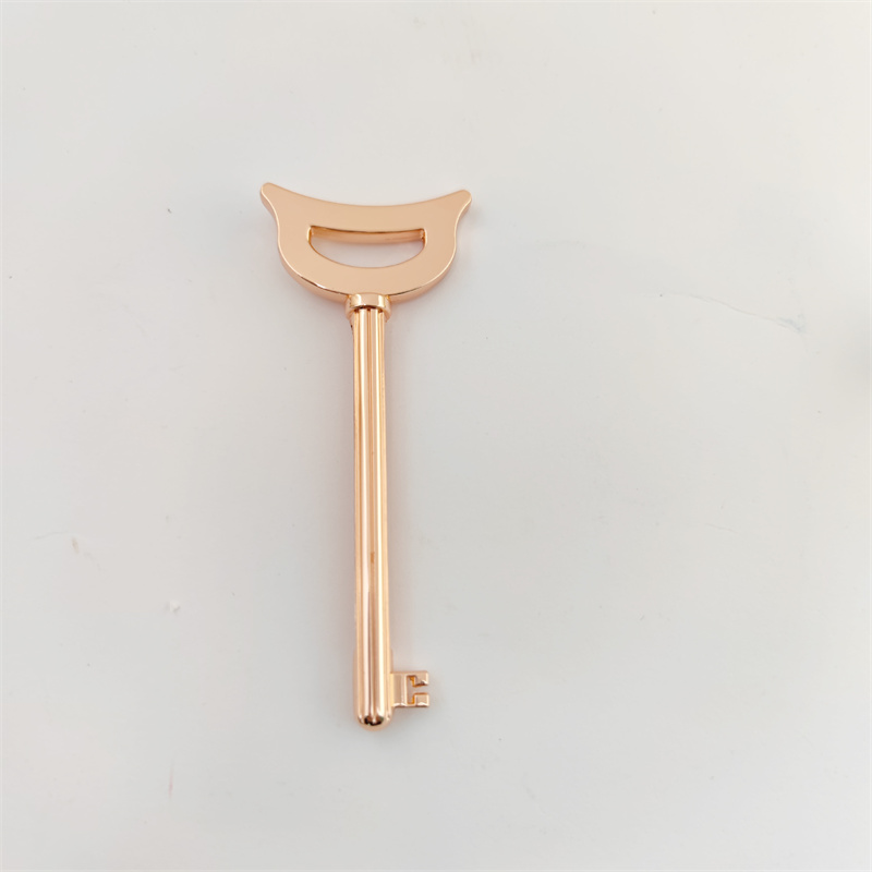 Conception Unique du presse-Tube en alliage de Zinc en forme de clé pour le paquet de couleur crème de cosmétiques de dentifrice Conception Unique du presse-Tube en alliage de Zinc en forme de clé pour le paquet de couleur crème de cosmétiques de dentifrice